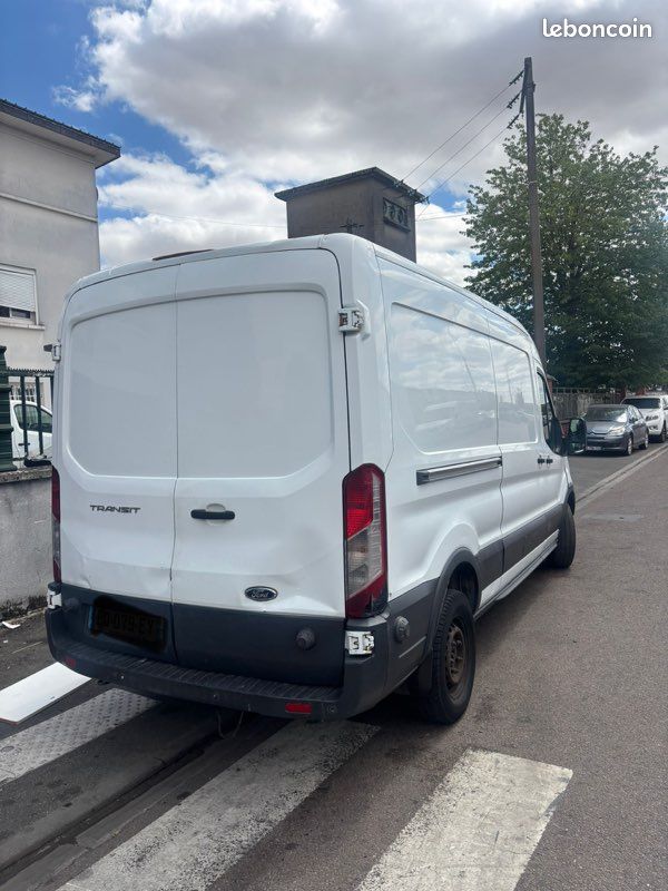 Ford transit (image 2)