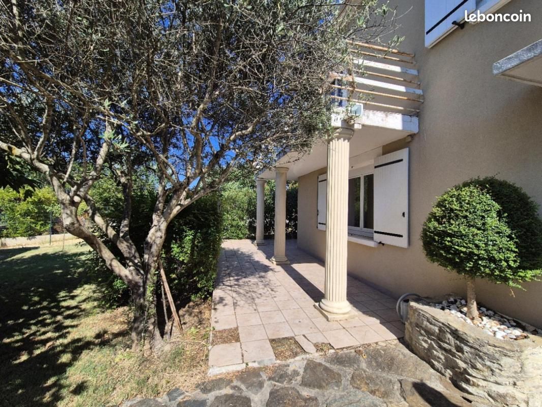 Maison 7 pièces 220 m² · à Saint-Hilaire-de-Brethmas · 220 m² · 315 000 €