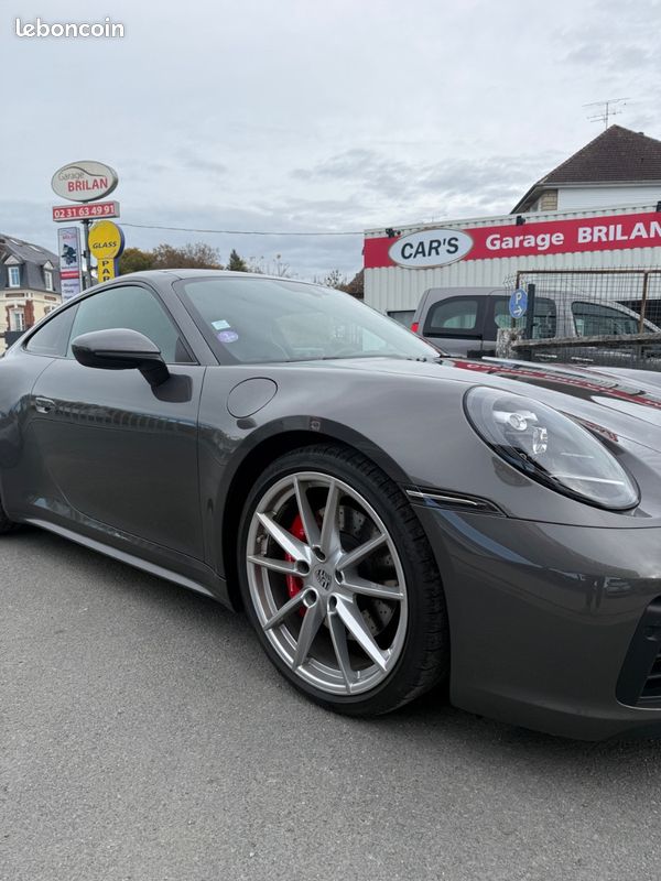 Porsche 911 Carrera S 992 3.0i 450 (image 9)