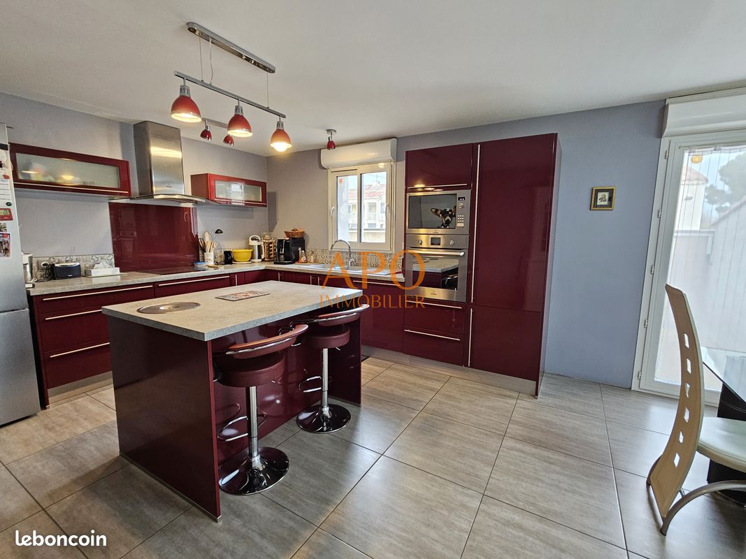 Propriété 10 pièces 310 m² (image 5)