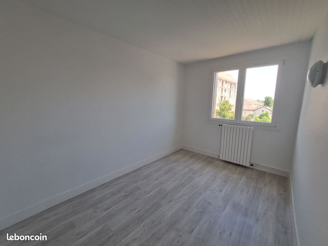 Appartement 62M2,garage,cave,MELUN (image 8)