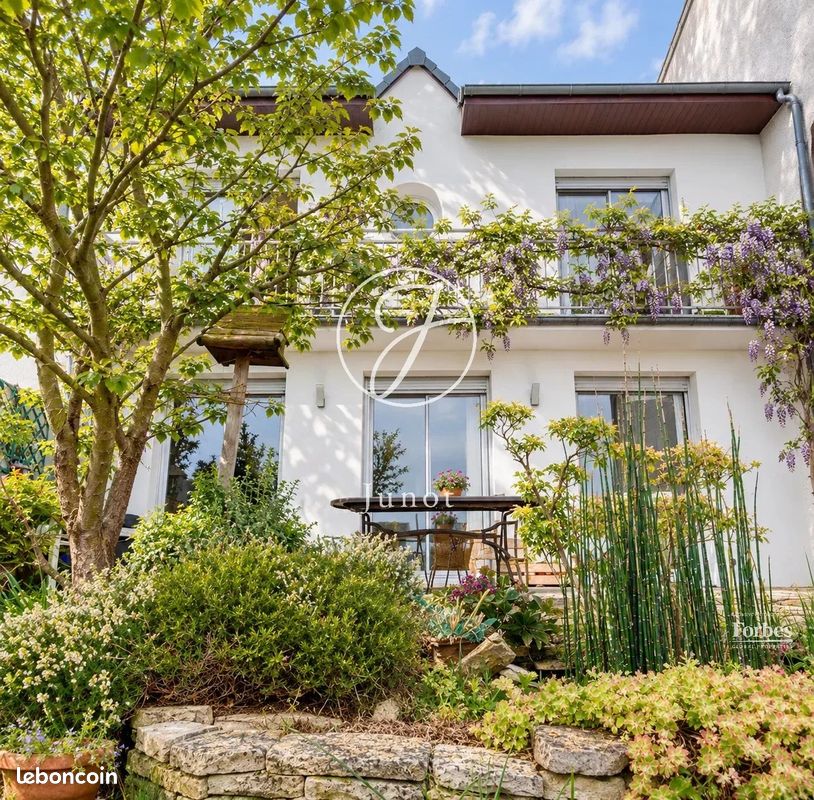 Maison 6 pièces 118 m² · à Rueil-Malmaison · 118 m² · 700 000 €