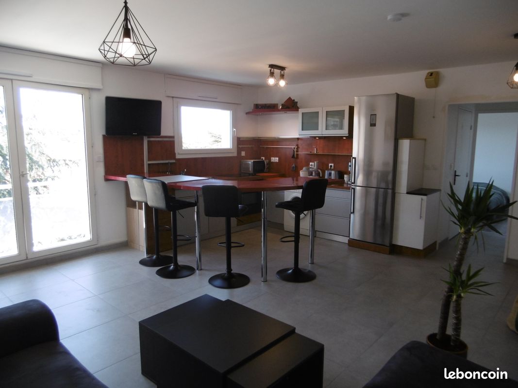 Appartement 2 pièces 50 m² · à Saint-Étienne · 50 m² · 674 €/mois