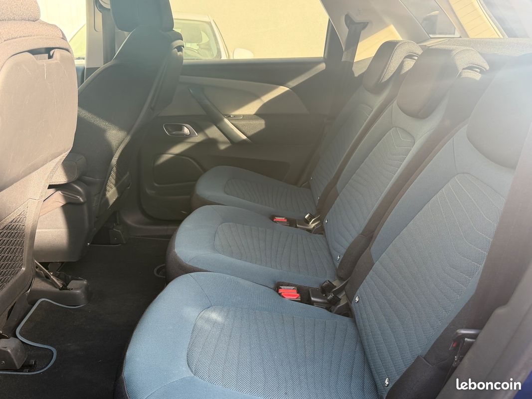 Citroen c4 picasso 130 ch essence business + eat6 mars 2018 127000 km 6490 ttc (image 4)