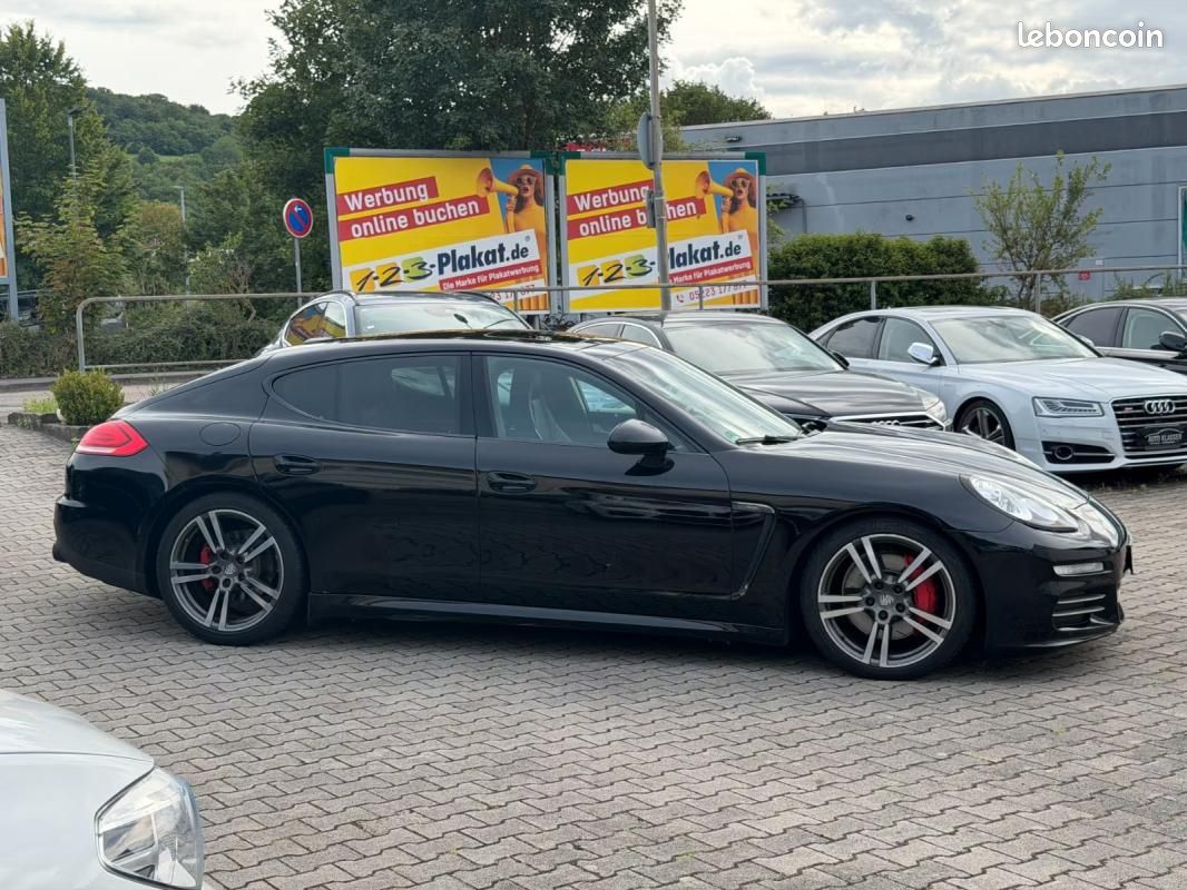 Porsche Panamera 310 CH 4X4 BVA - FACELIFT TOIT OUVRANT SUSPENSION PNEUMATIQUE SPORTCHRONO HAYON ... (image 5)