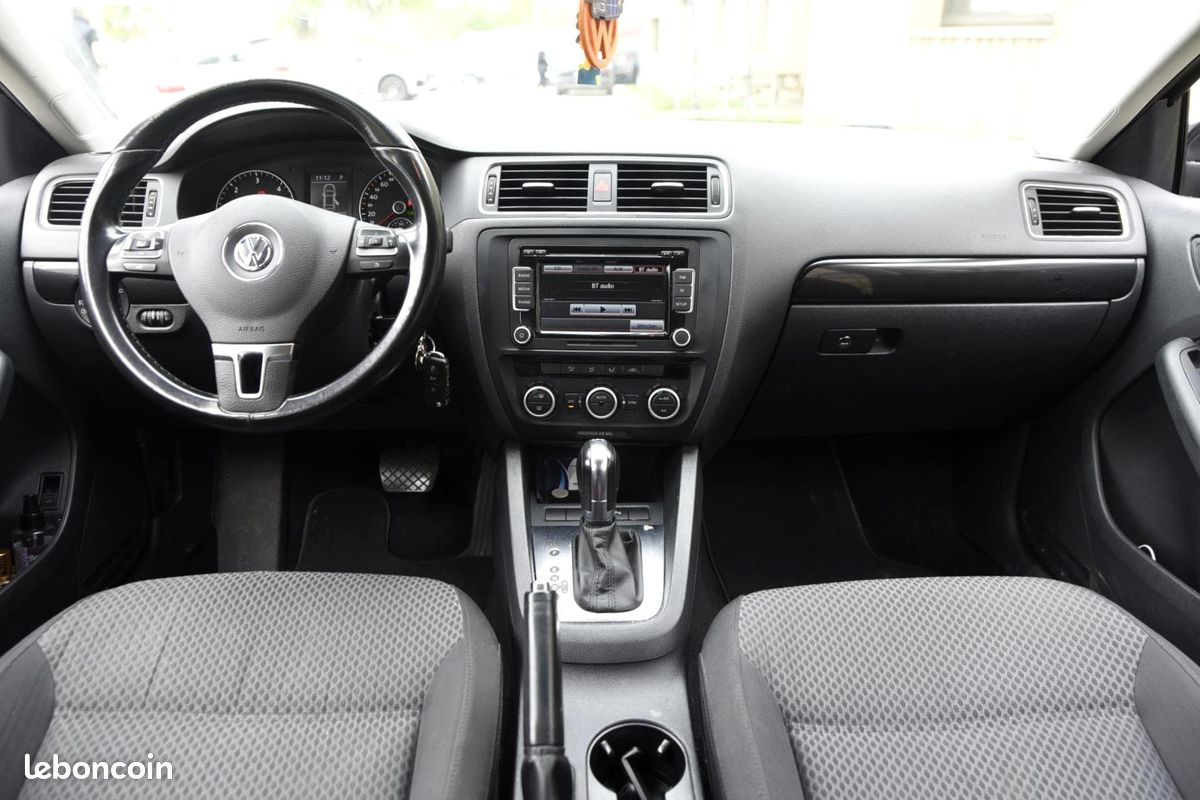 VOLKSWAGEN JETTA 2.0 TDI - 140ch - BVA DSG 6 - Finition Confortline - Garantie 12 mois (image 11)