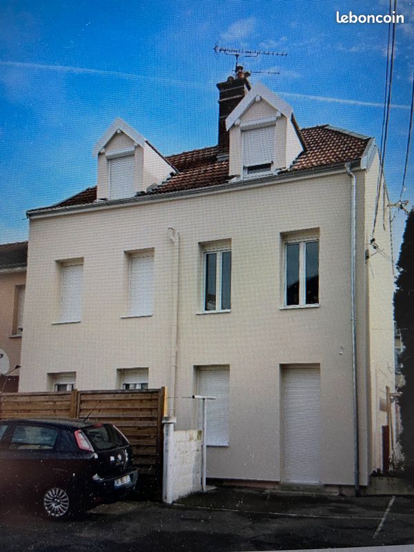 Appartement 1 pièce 15 m² · à Sainte-Savine · 15 m² · 315 €/mois