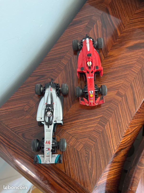 2 voitures F1 Carrera GO circuit (image 16)