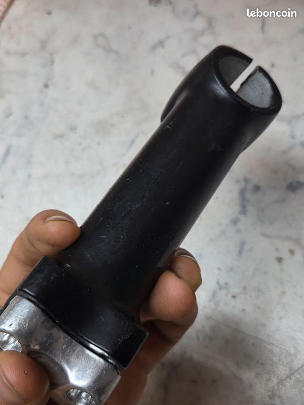 Potence De Vélo Carbone EXOCET - Longueur 100mm - Pivot 25.4/28.6 - Cintre 31.8