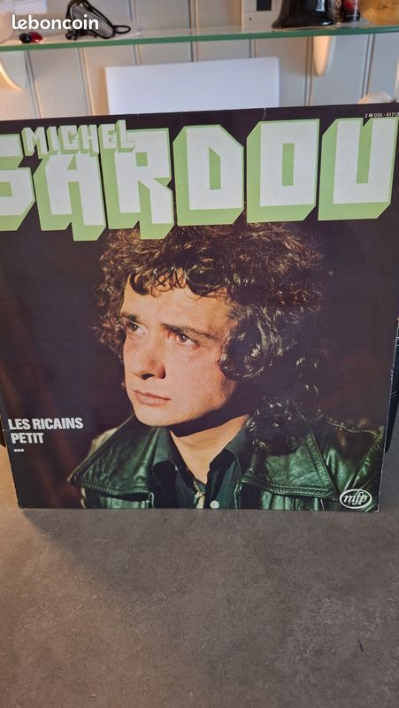 33 tours michel sardou ..les ricains (image 1)