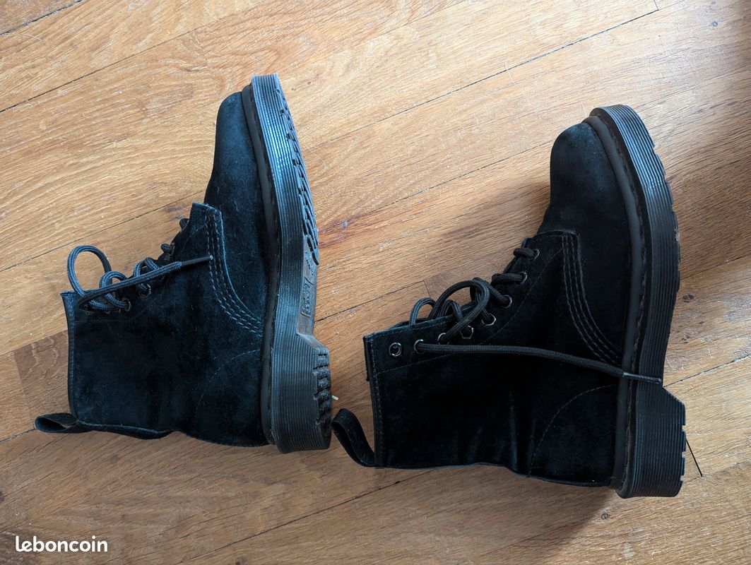 Dr Martens 1460 Mono Soft Buck Noires Daim Taille 36 Chaussures