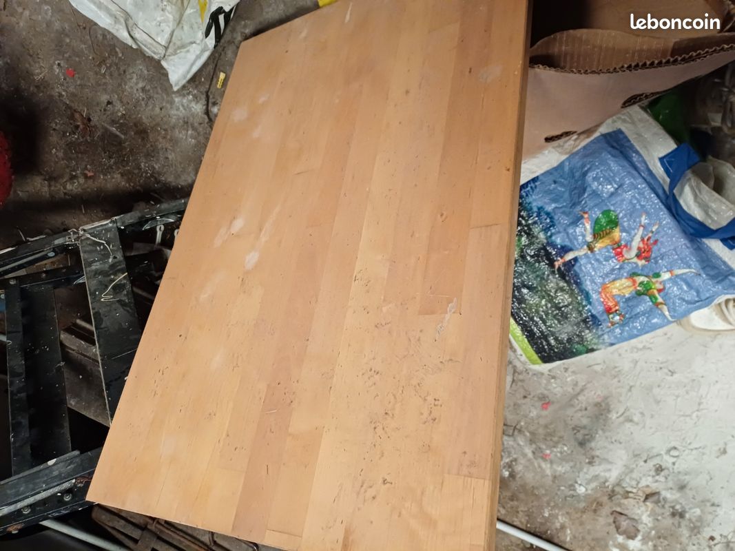Table mural rabattable (image 1)
