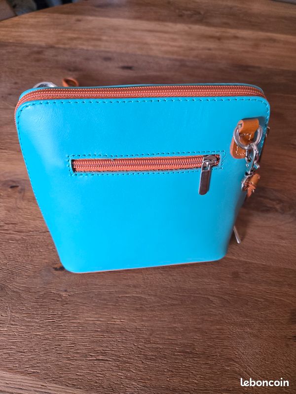 Petit sac en cuir neuf (image 3)