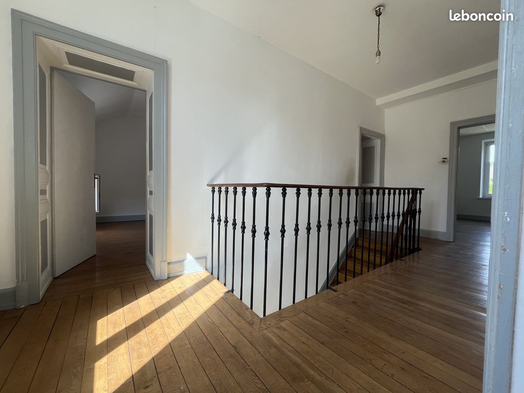 Maison 8 pièces 190 m² · à Joeuf · 190 m² · 209 000 €