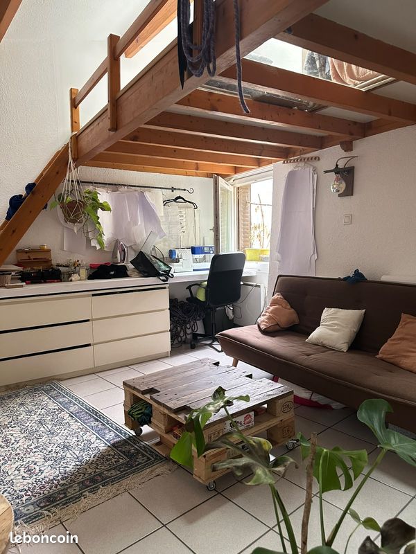 Appartement 2 pièces 28 m² · à Saint-Genis-Laval · 28 m² · 620 €/mois