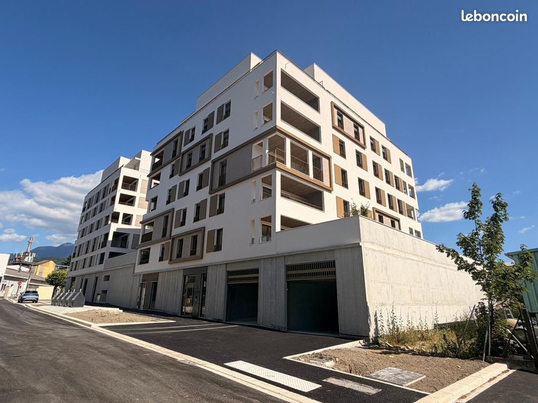 Appartement 3 pièces 66 m² · à Voiron · 66 m² · 1 040 €/mois