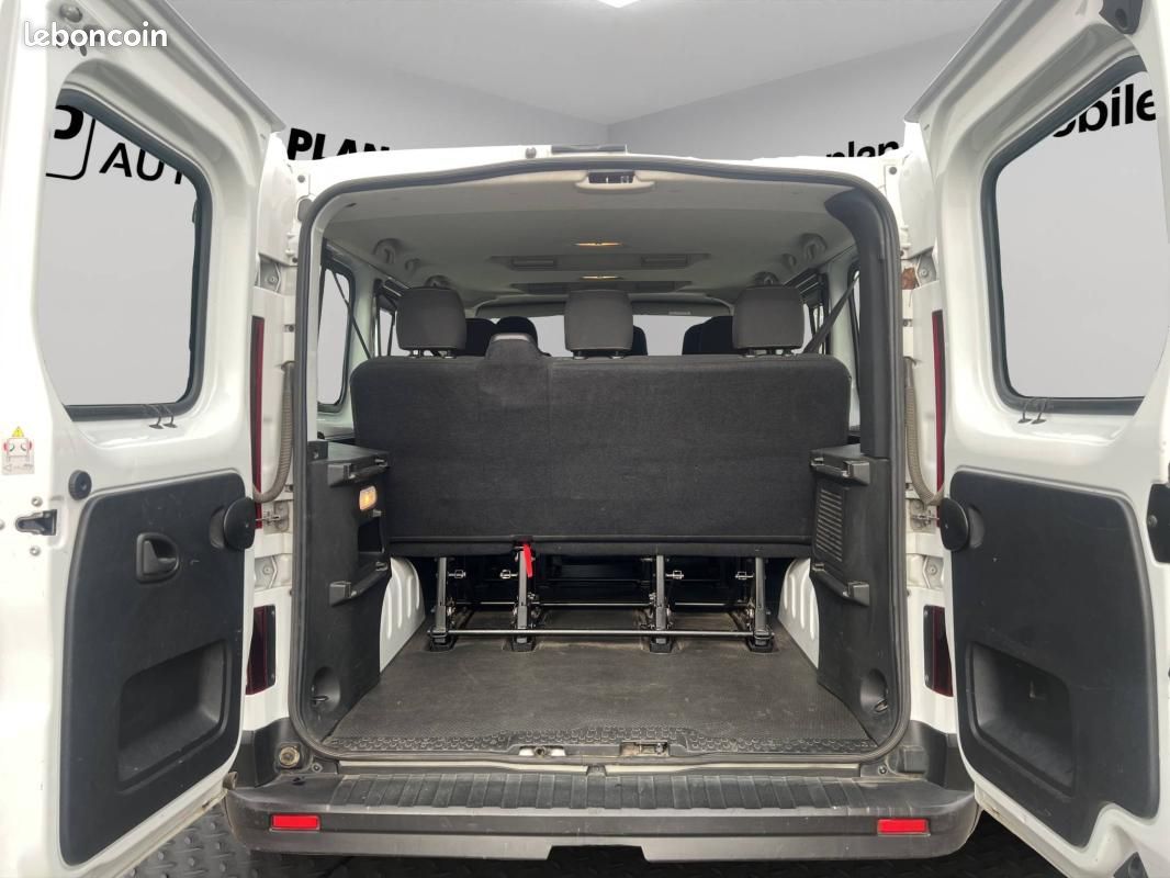Renault Trafic Combi 1.6 dCi 125ch energy Zen (image 21)