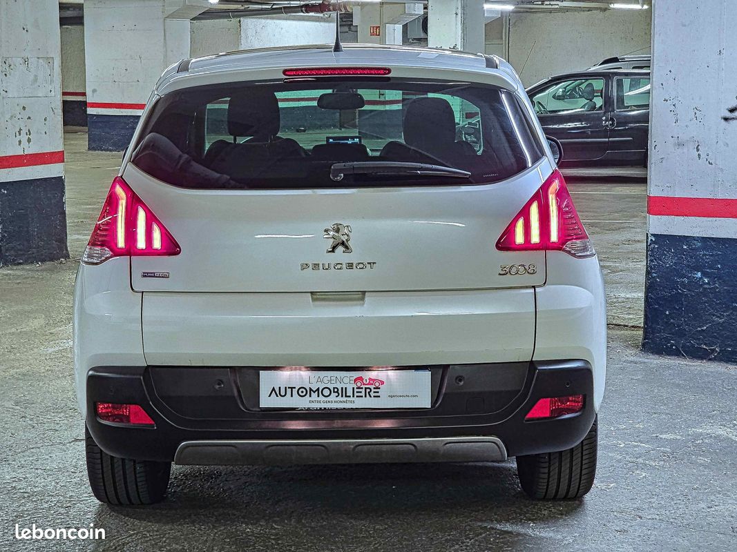 PEUGEOT 3008 I Phase 2 130ch Style BVM6 garantie 12mois (image 7)