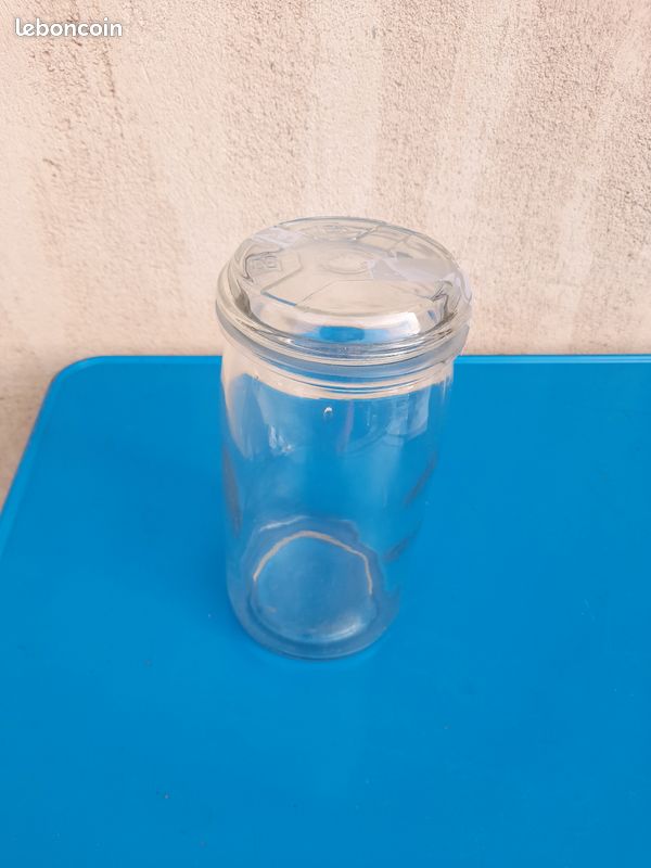 Bocal avec couvercle (image 1)