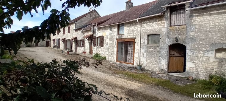 Maison 13 pièces 185 m²