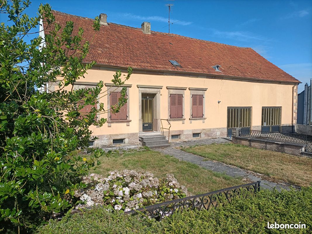 Maison 7 pièces 139 m² · à Montbronn · 139 m² · 69 000 €