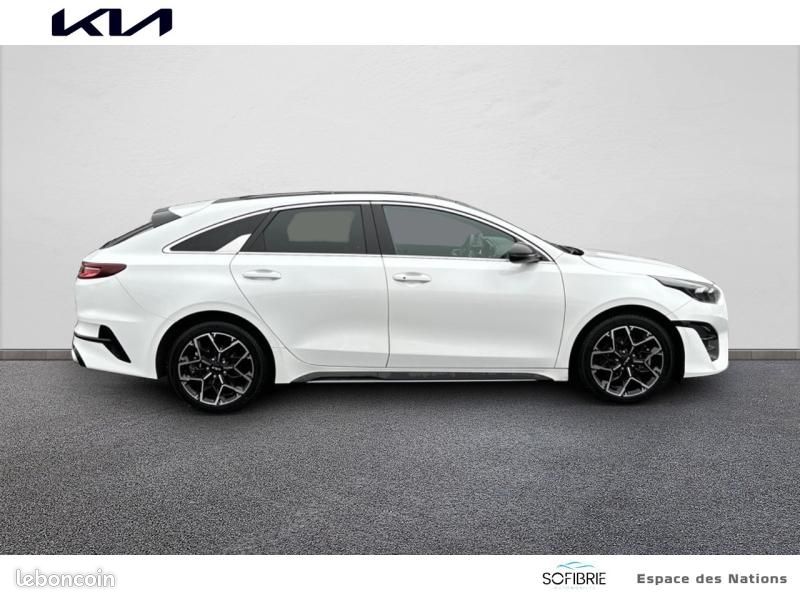 Kia ProCeed 1.5 T-GDi 140ch GT-line Premium DCT7 (image 4)