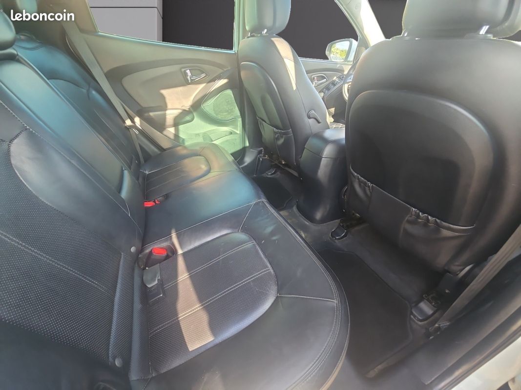 HYUNDAI ix35 CRDi 184 4WD Pack Premium A 2.0 (image 10)