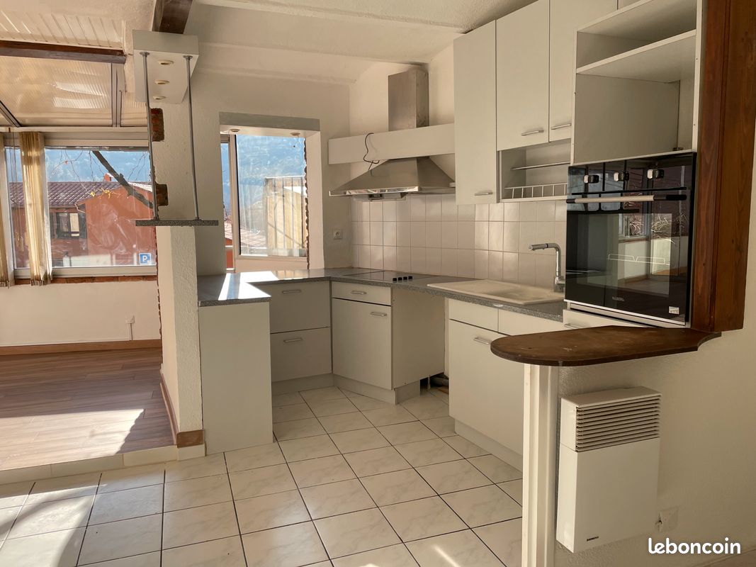 Appartement avec terrasse (image 2)