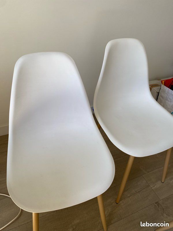 Lot 4 chaises (image 3)
