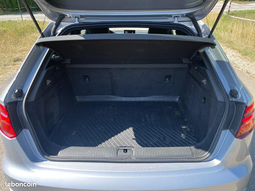 AUDI A3 SPORTBACK 35 TFSI CoD 150 S-tronic S-Line / Toit ouvrant (image 11)