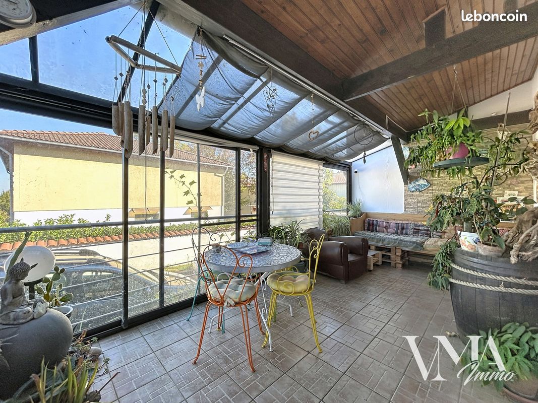 Maison 7 pièces 141 m² · à Grézieu-la-Varenne · 141 m² · 449 000 €