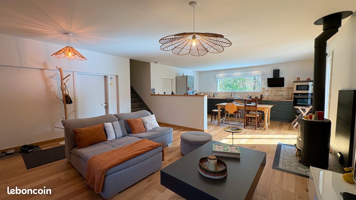 Maison 6 pièces 118 m² · à Saint-Bueil · 118 m² · 335 000 €