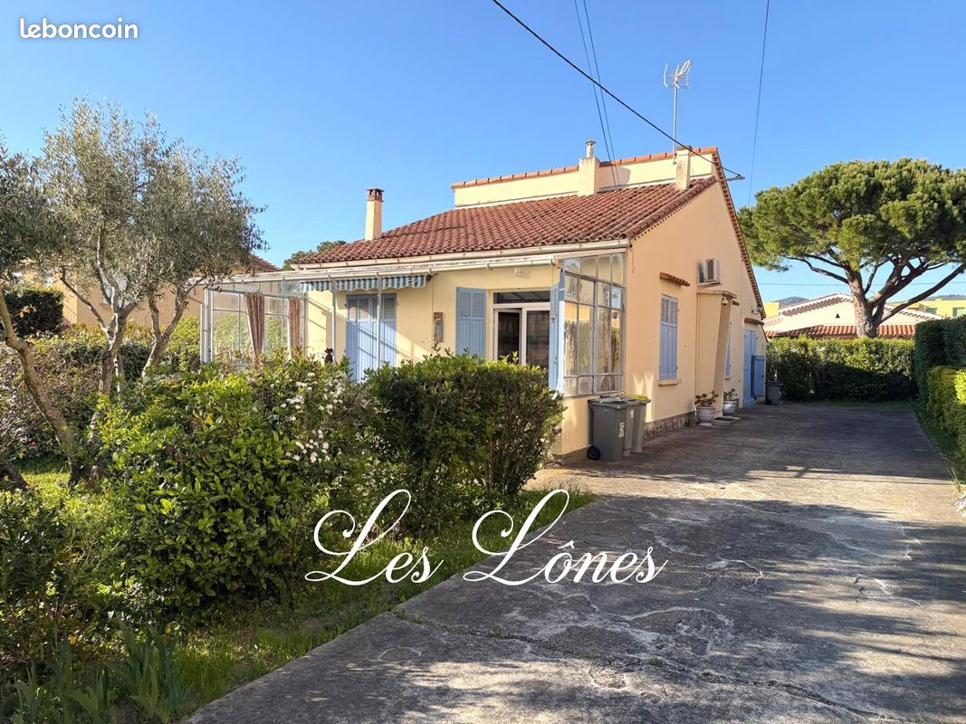 Maison 4 pièces 101 m² · à Six-Fours-les-Plages · 101 m² · 899 000 €