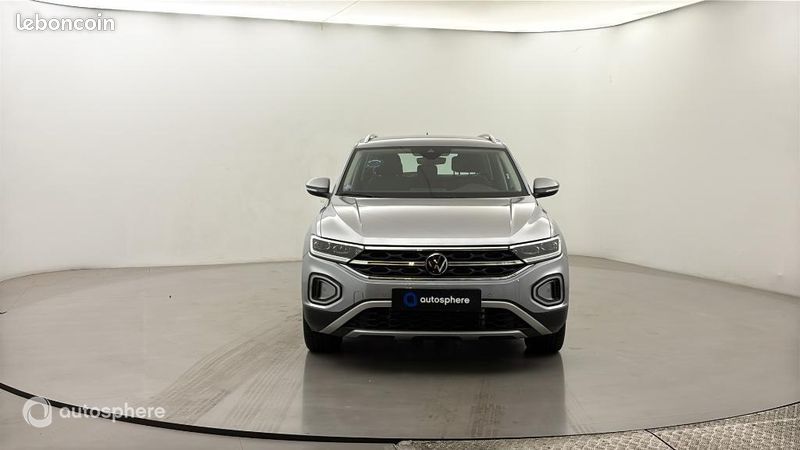 Volkswagen T-Roc 1.5 TSI EVO 150ch Style DSG7 (image 2)