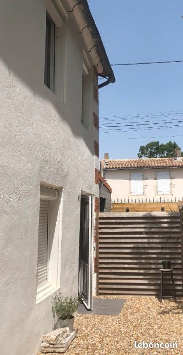 Appartement 1 pièce 27 m² · à Croix-Chapeau · 27 m² · 620 €/mois