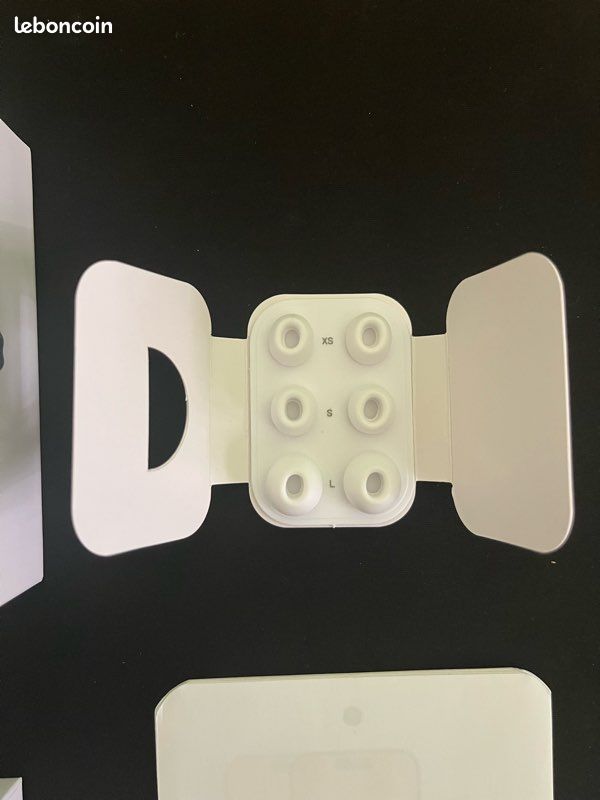 AirPod Pro 2 (image 3)