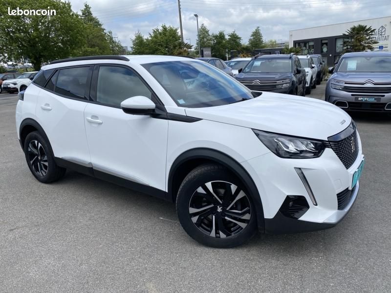 Peugeot 2008 1.2 PureTech 130ch S&S Allure 7cv (image 2)
