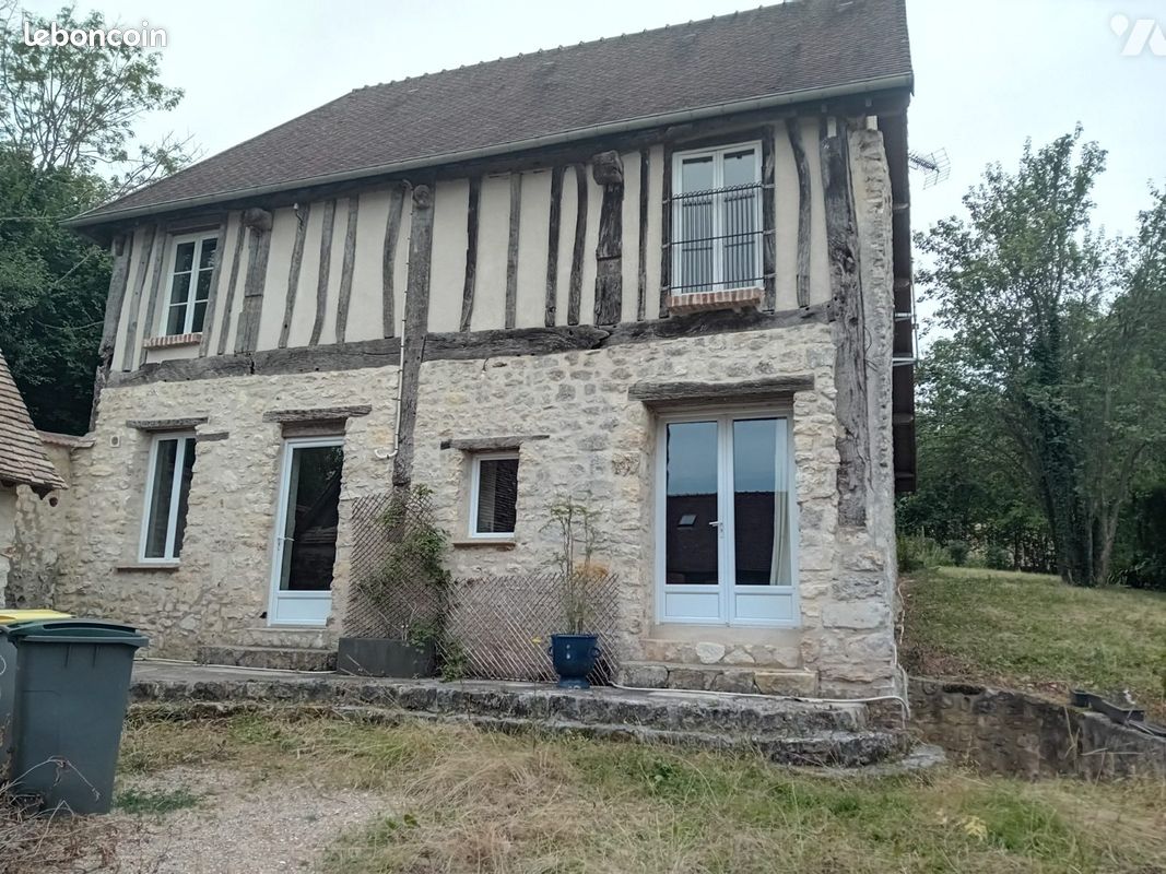 Maison 5 pièces 123 m² · à Saint-Marcel · 123 m² · 1 550 €