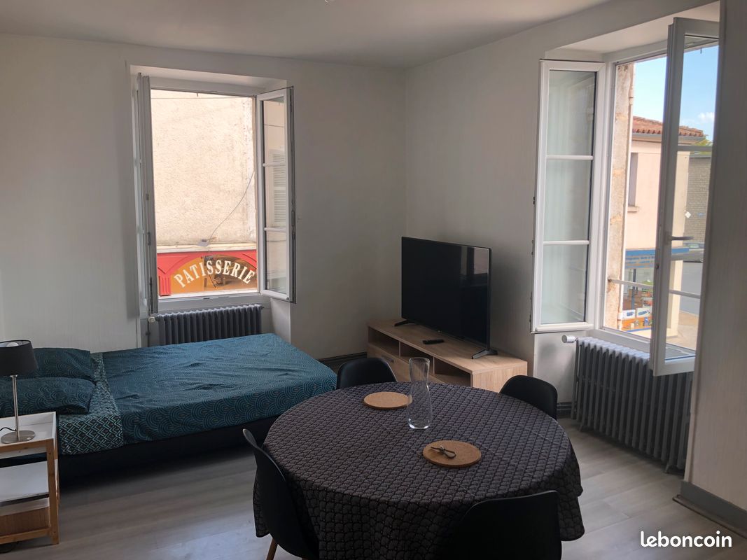Appartement 3 pièces 28 m² · à Parthenay · 28 m² · 495 €