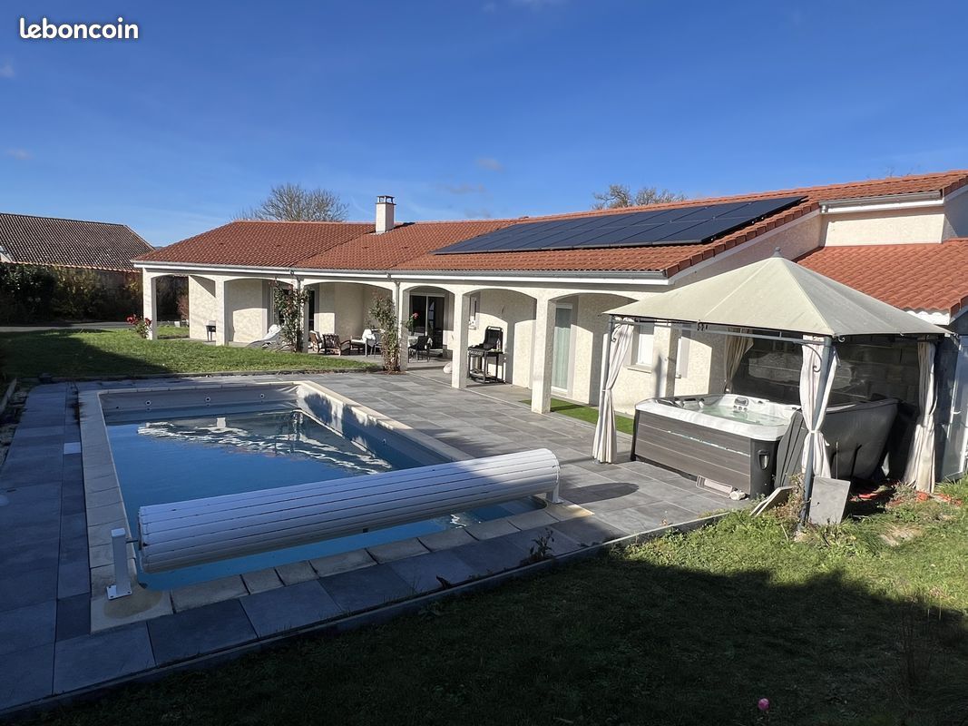 Maison 6 pièces 175 m² · à Monistrol-sur-Loire · 175 m² · 459 000 €