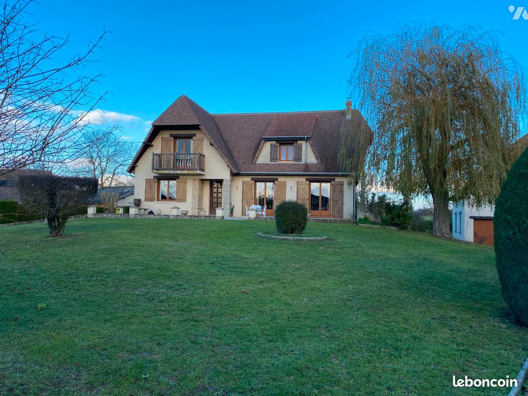 Maison 6 pièces 168 m² · à Mézidon Vallée d'Auge · 168 m² · 299 000 €