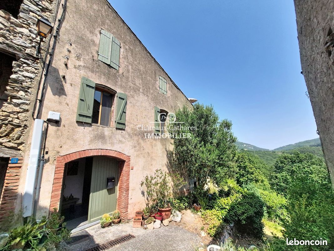 Maison 9 pièces 158 m² · à Fenouillet · 158 m² · 200 000 €