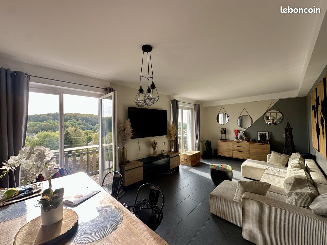 Maison 6 pièces 170 m² · à Fesches-le-Châtel · 170 m² · 274 000 €