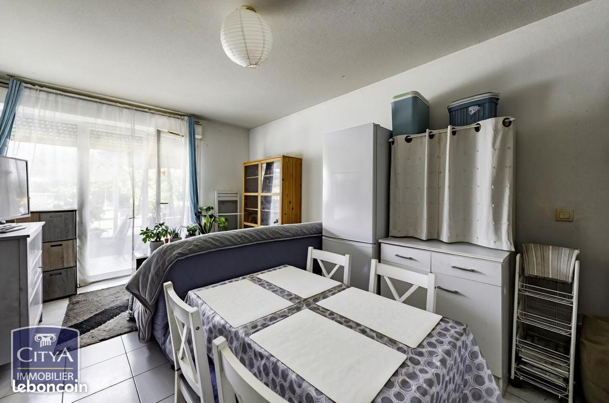 Appartement 2 pièces 33 m² · à Coutras · 33 m² · 78 000 €