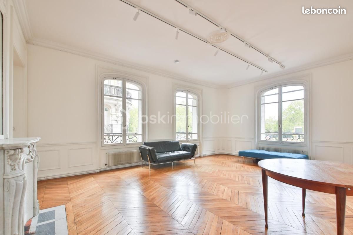 Appartement 7 pièces 187 m² · à Paris · 187 m² · 1 970 000 €