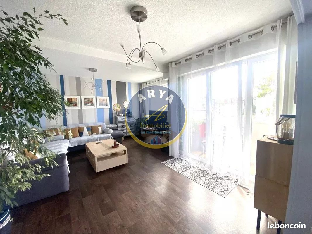 Appartement 5 pièces 87 m² · à Dijon · 87 m² · 220 000 €