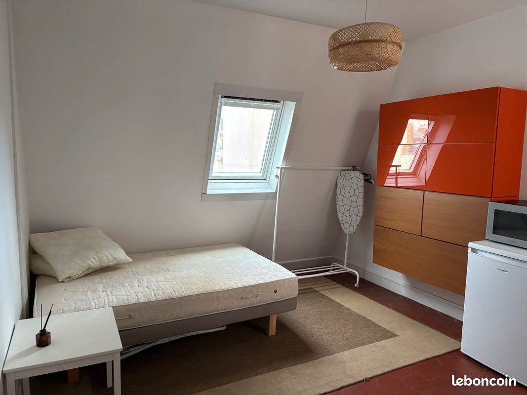 Appartement 1 pièce 19 m² · à Paris · 19 m² · 900 €/mois