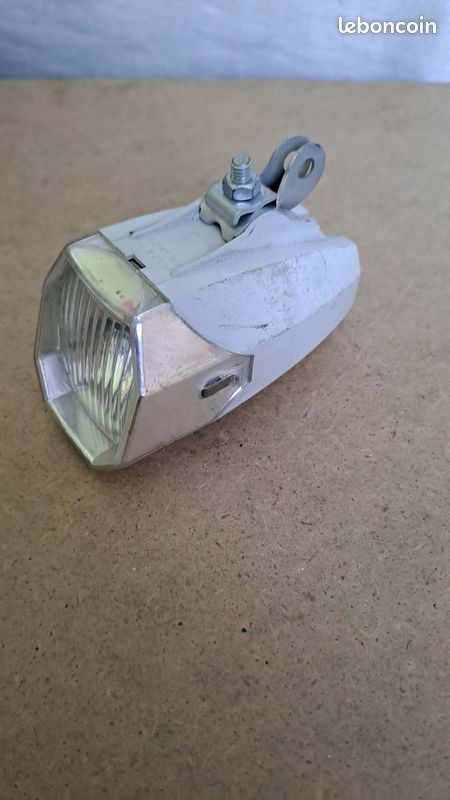 Ancien Phare De Vélo - Fabriqué En France - VELO - Occasion