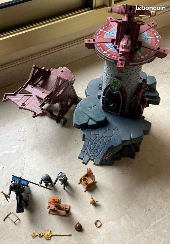 Tour playmobil de Novelmore (image 1)