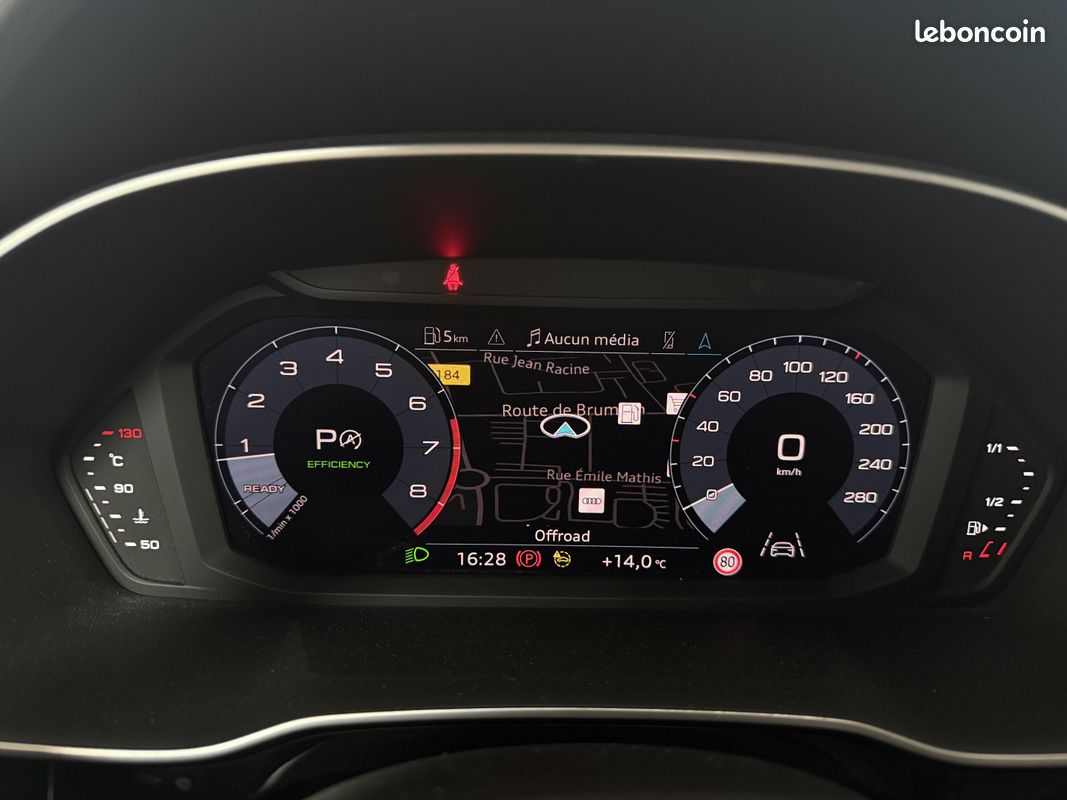 AUDI Q3 35 TFSI 150 ch S tronic 7 S line (image 14)